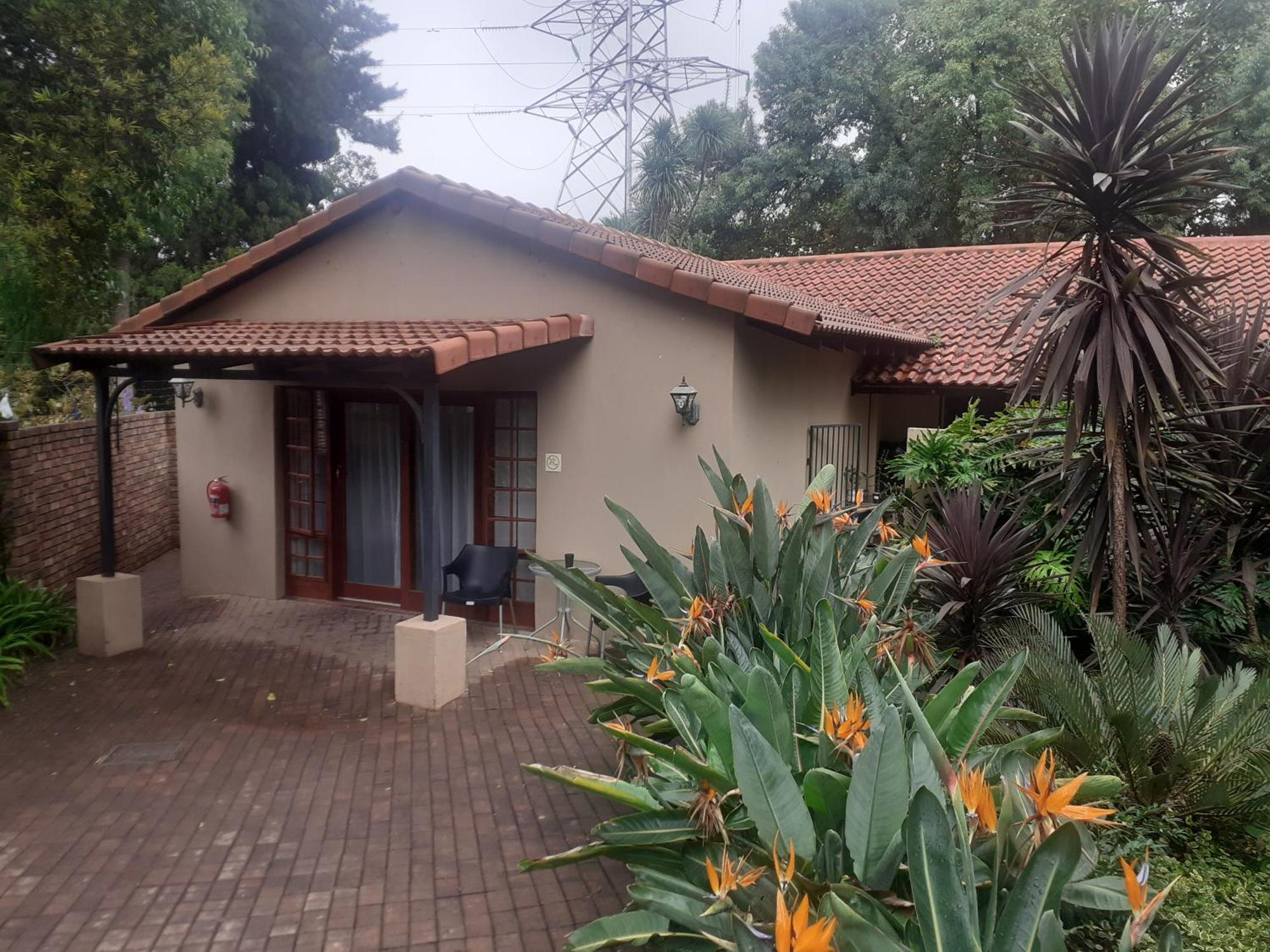 Serenight Guesthouse Pretoria-Noord Exterior foto